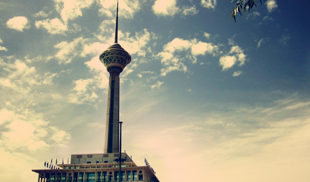 Телевизионная башня в Тегеране, Иран