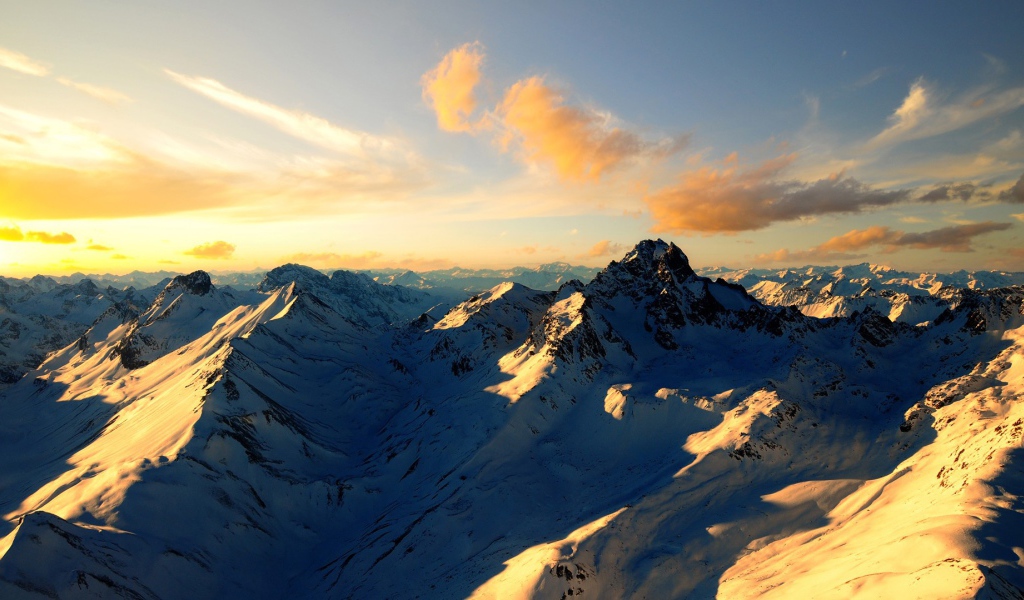 Панорама гор Гималаи