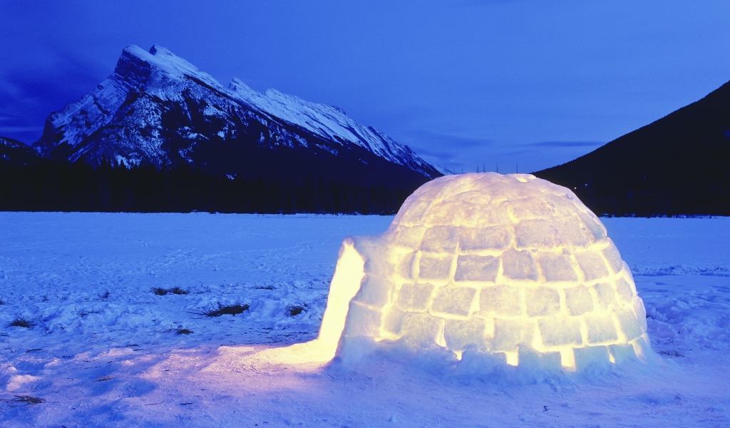 Иглу - жилище из льда в Канаде