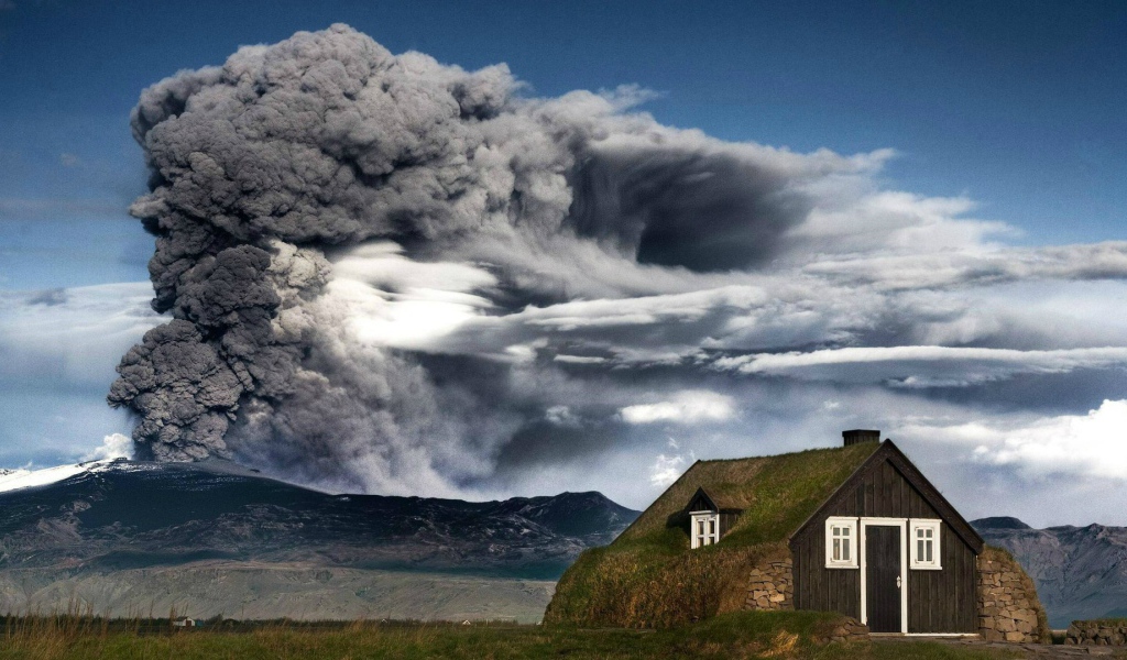 Вулкан Эйяфьятлайокудль в Исландии