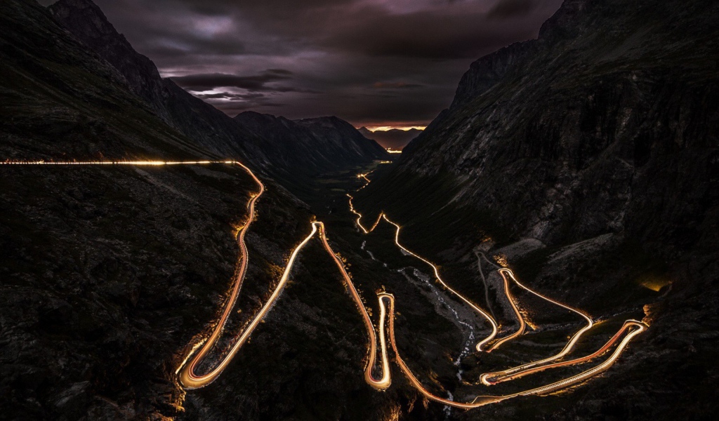 Горная дорога Тролльстиген Норвегия