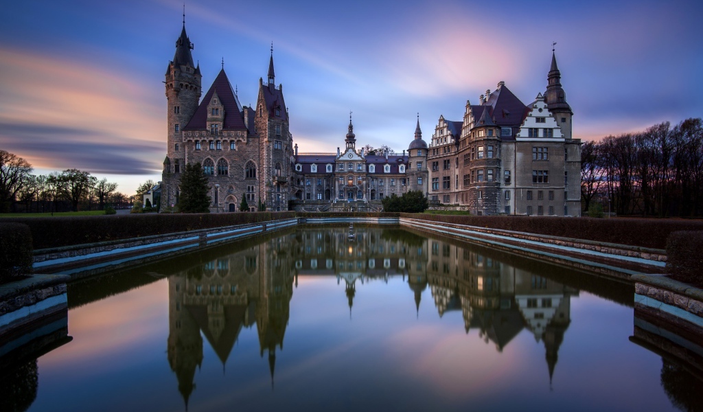 Старинный замок в Польше