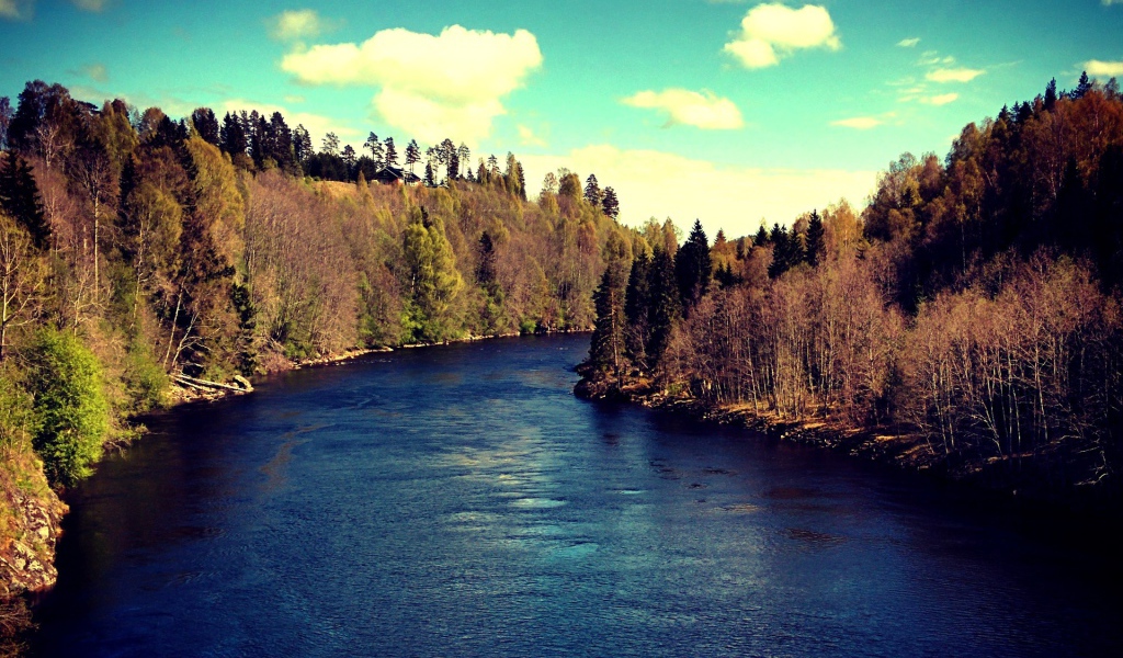 Река течет в Швеции