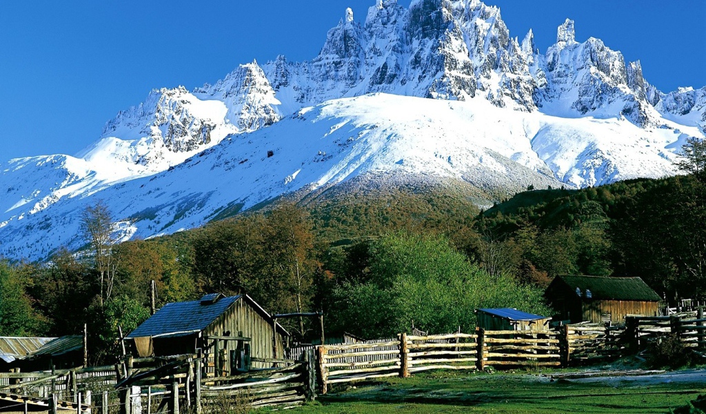 Жилище в горах Патагонии