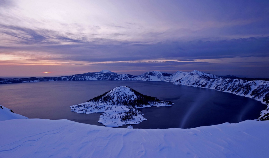 Национальный парк Озеро крейтер. Штат Орегон, США