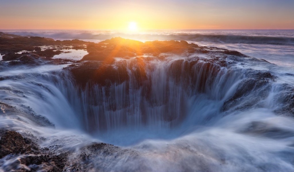 Водопад Тора в Орегоне
