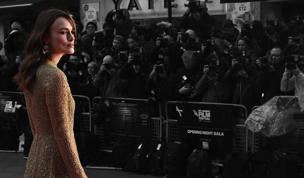 Актриса Кира Найтли перед журналистами