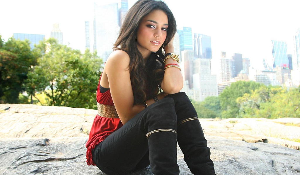 Американская певица Ванесса Хадженс