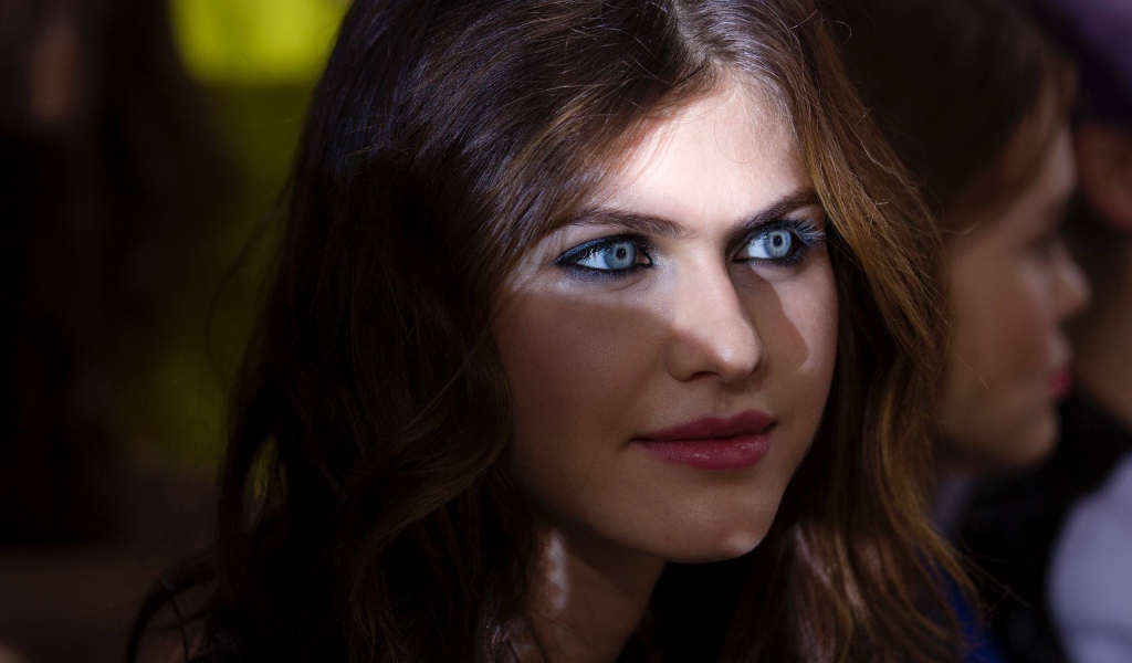 Голубоглазая актриса Александра Даддарио