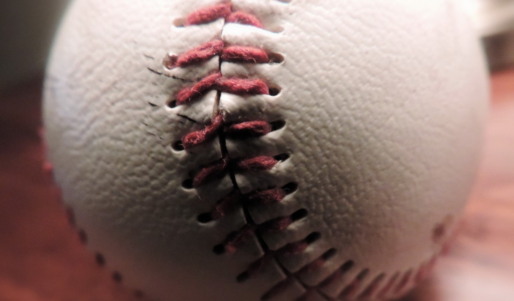 Прошивка на баскетбольном мяче