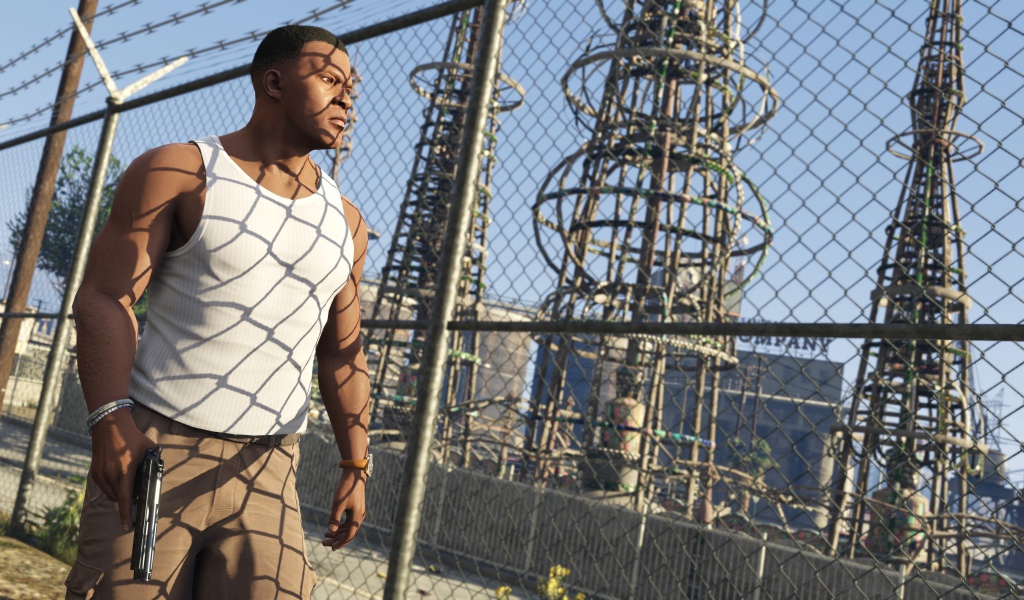 The hero of the game Grand Theft Auto V at the gate