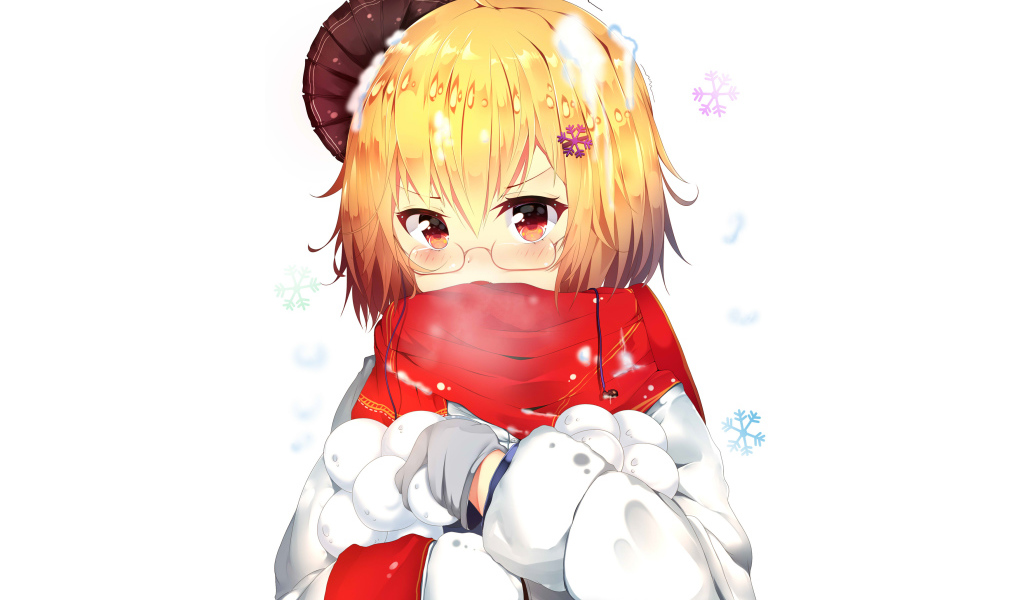 Девушка аниме со снежками в руках на белом фоне