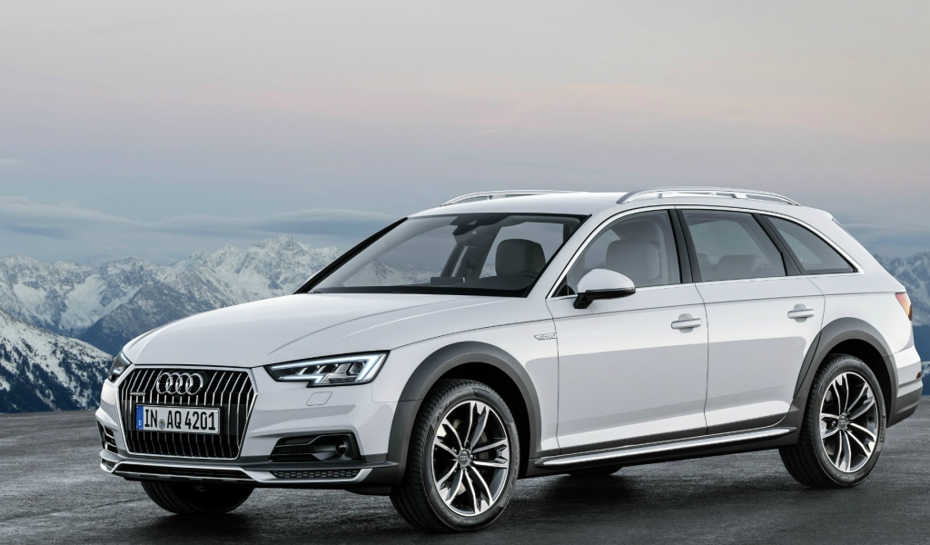 Автомобиль Audi A4 модель 2017 года