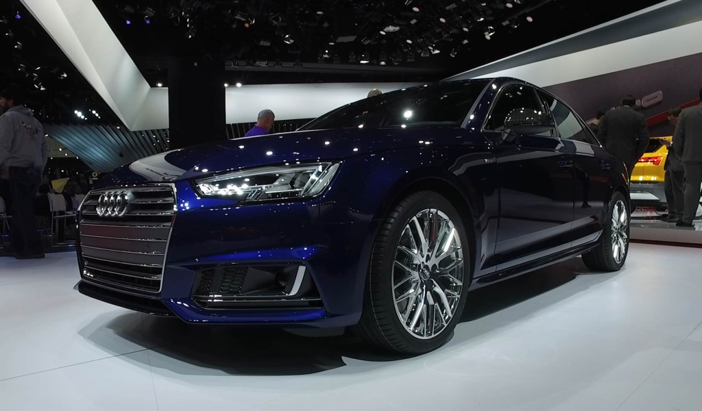 Презентация Audi A4 2017 