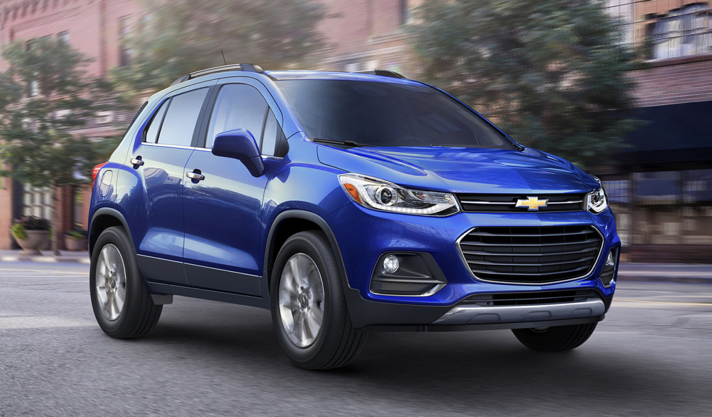 Синий Chevrolet Trax  модель 2017 года 