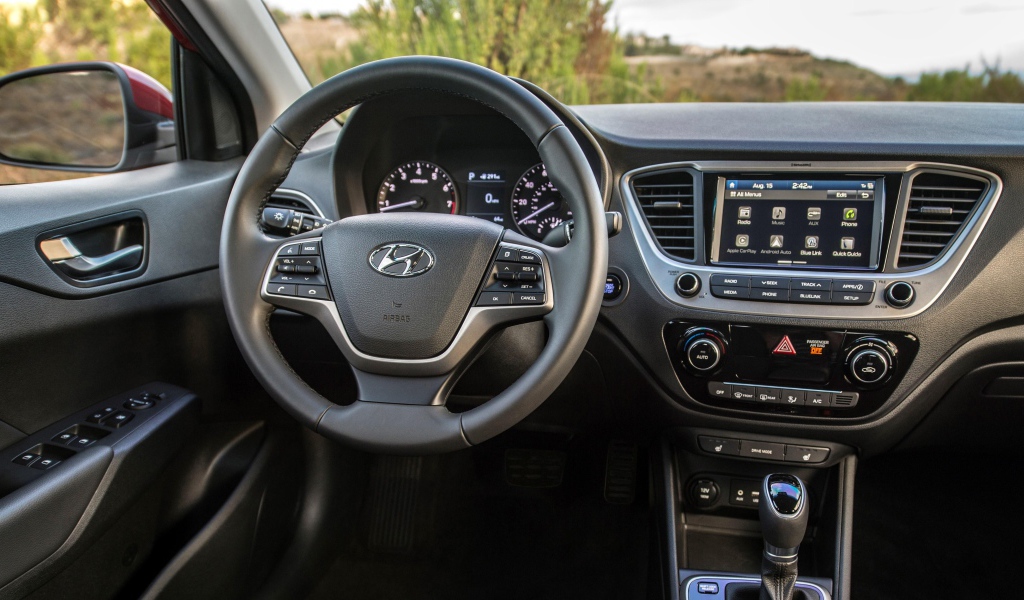 Руль и приборная панель автомобиля Hyundai Accent, 2018