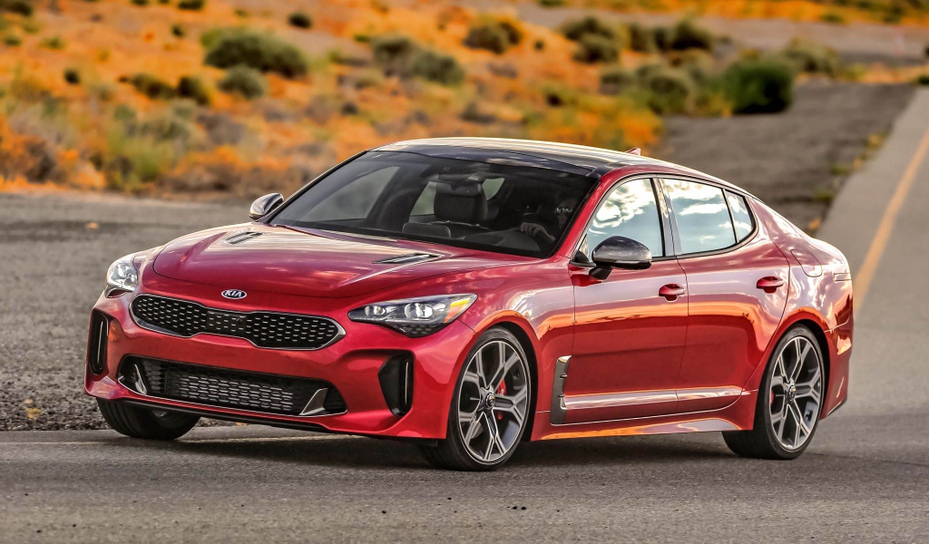 Красный автомобиль Kia Stinger GT2 RWD, 2018