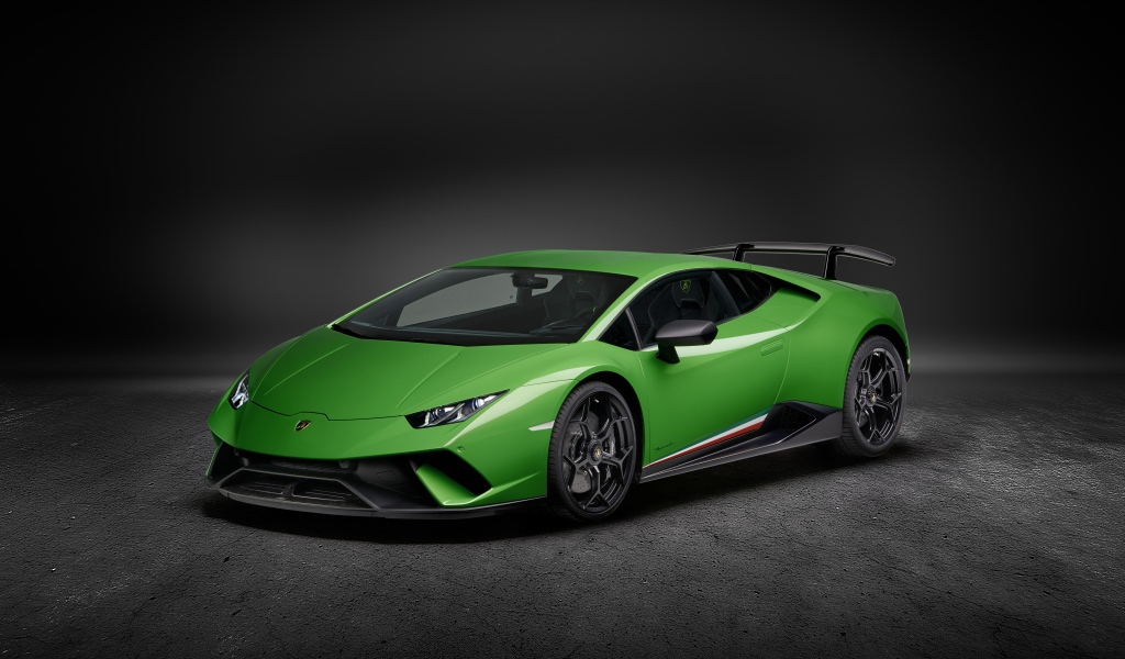 Стильный автомобиль  Lamborghini Huracan Performante 