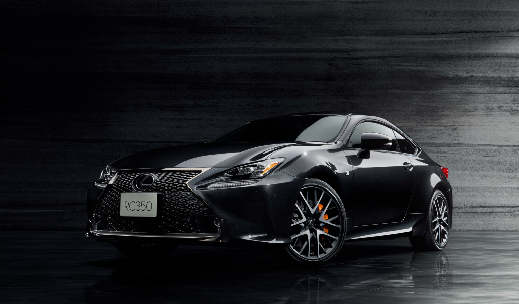 Представительный черный автомобиль Lexus RC 350 F SPORT Prime, 2017