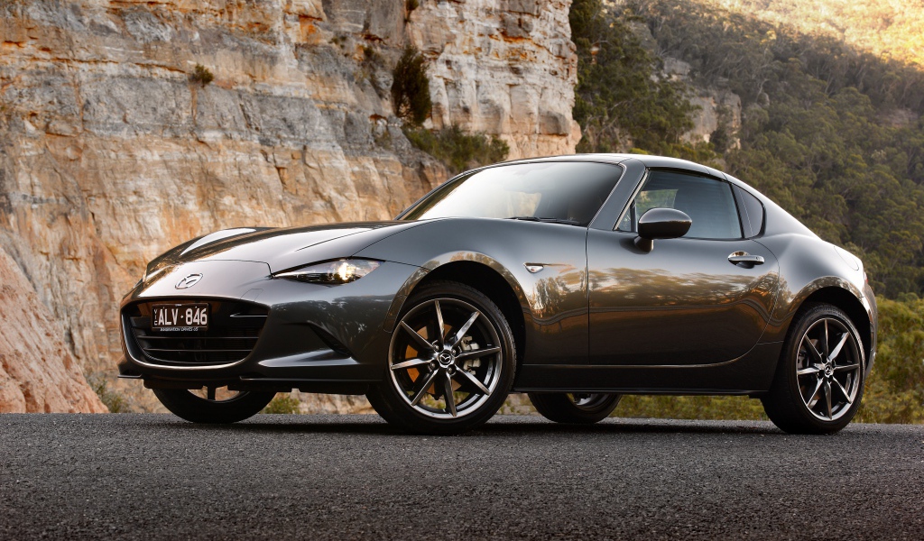 Автомобиль Mazda MX-5 RF, 2017 серый металлик 