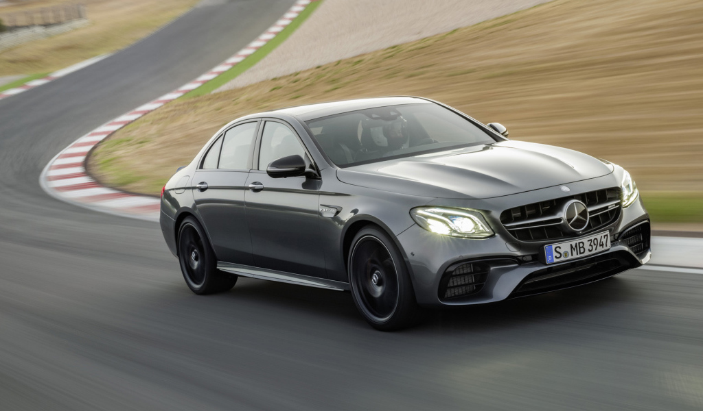 Mercedes-AMG E63 2017 года