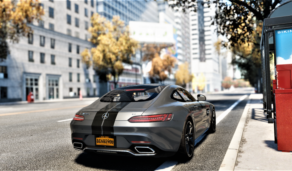 Спортивный автомобиль Mercedes-AMG GT вид сзади 