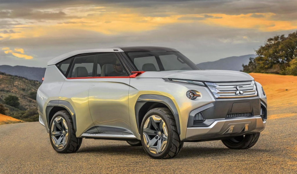 Автомобиль Mitsubishi Pajero 2017 