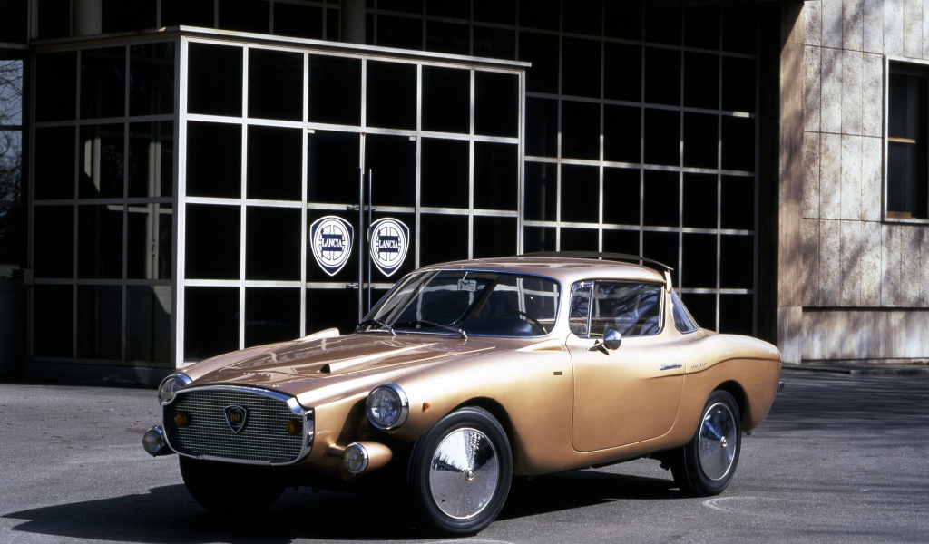 Ретро автомобиль  Lancia Flaminia Coupy