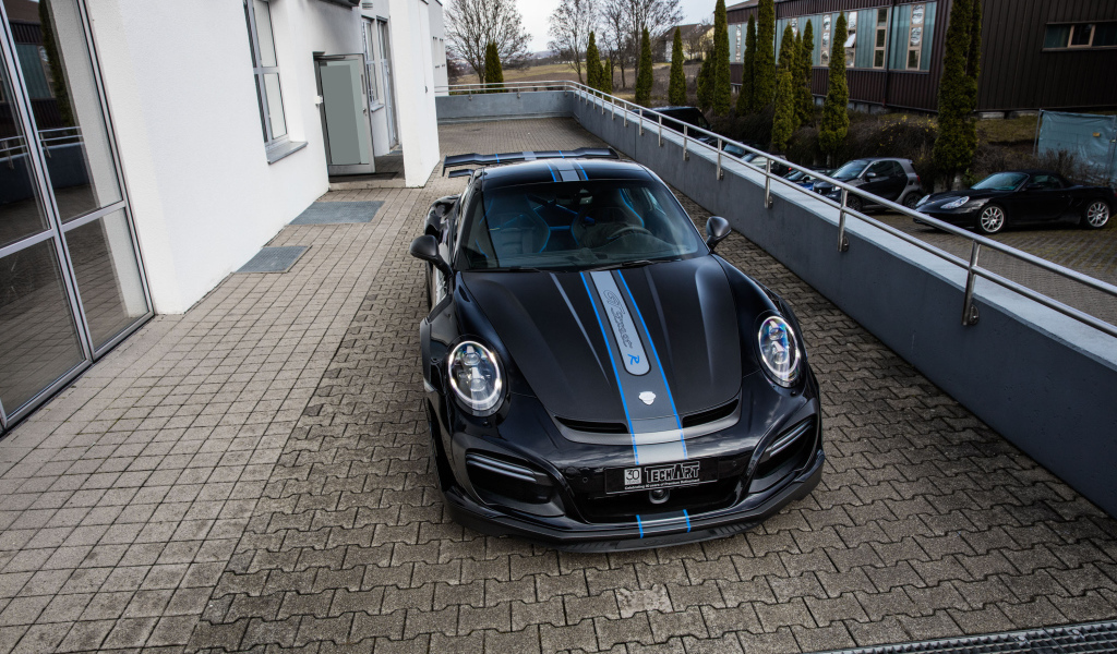 Черный автомобиль Porsche TechArt 911 Turbo GT Street R, 2017
