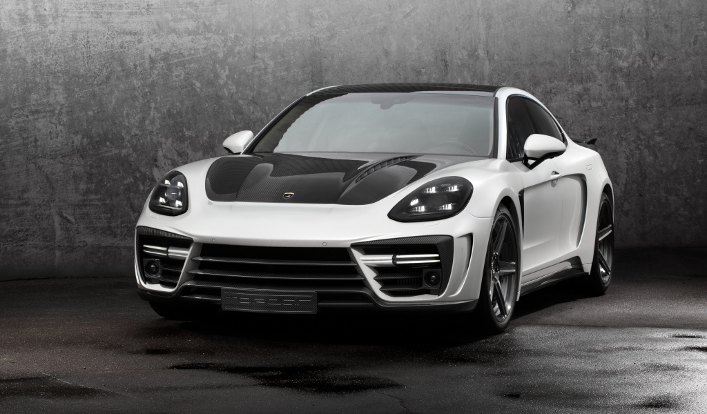 Белый спортивный автомобиль Porsche Panamera Stingray GTR, 2017