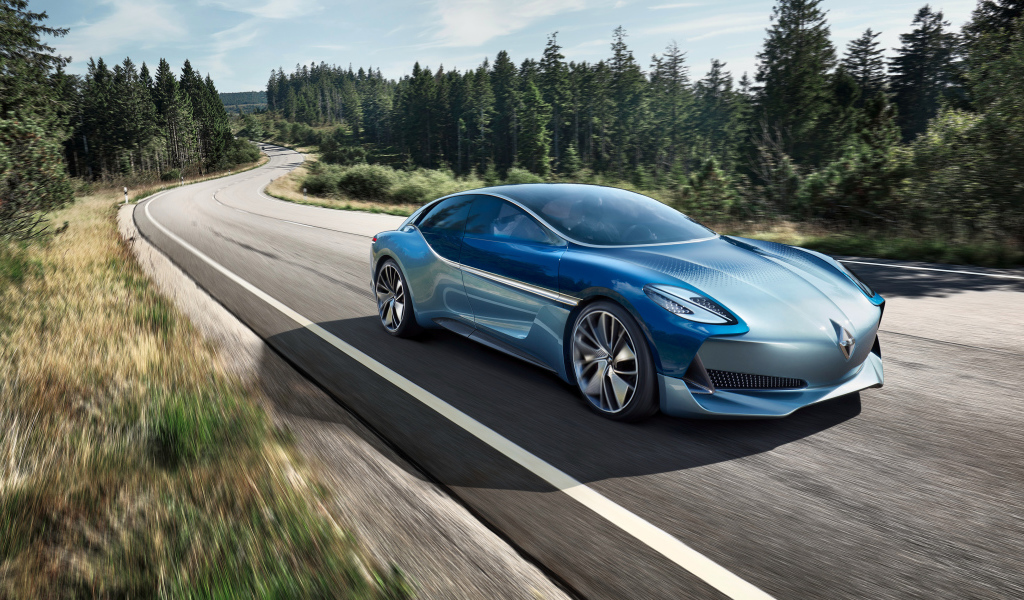 Синий автомобиль Borgward Isabella Concept, 2017 на трассе