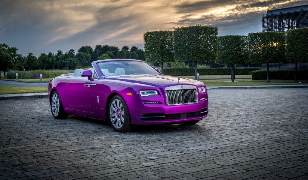Автомобиль кабриолет Rolls Royce Dawn in Fuxia, 2018