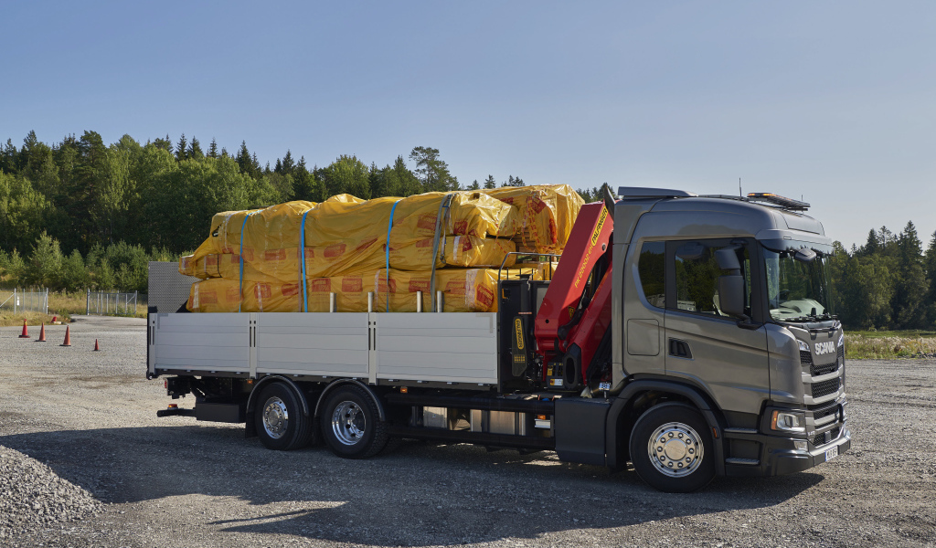 Груженый грузовик Scania  G 410, 2017