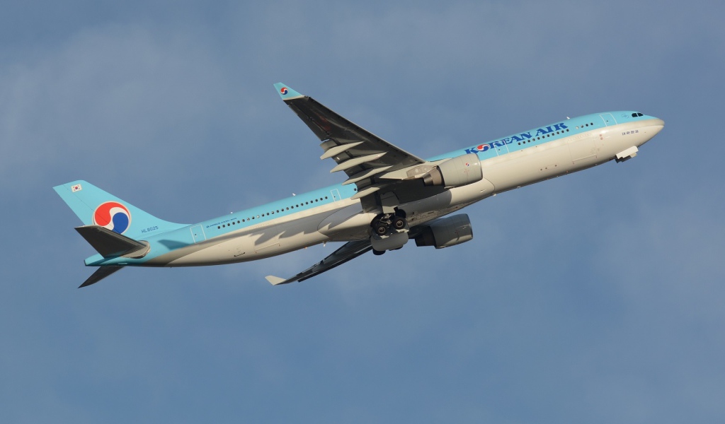 Самолет  Airbus A330 авиакомпании Korean Air 