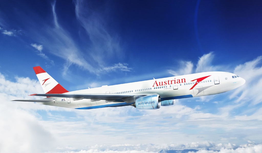 Embraer 195 авиакомпании Austrian Airlines на фоне неба