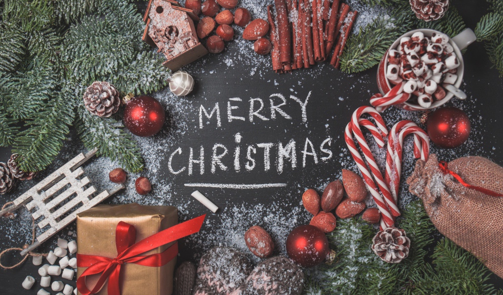 Подарки, угощения и праздничный декор на Рождество