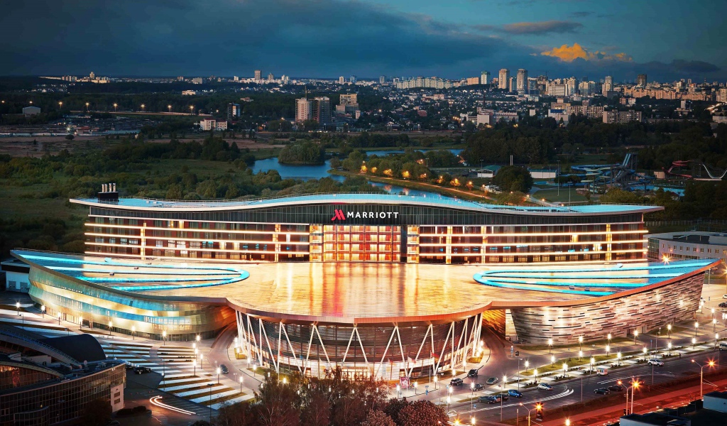 Отель Марриотт город Минск общий вид сверху 