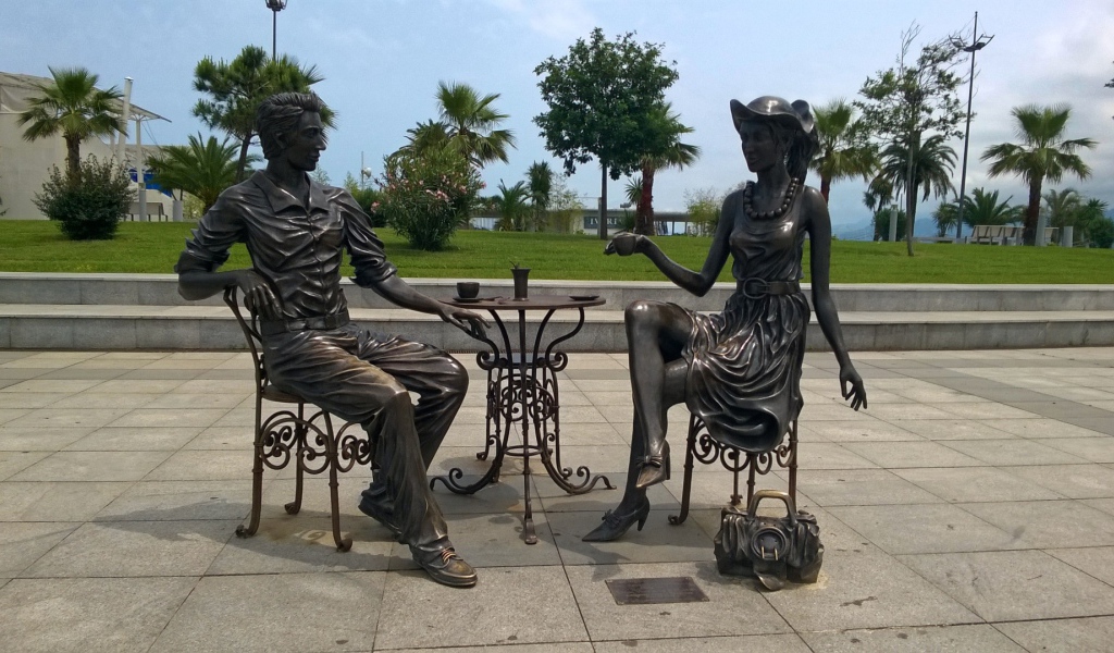 Памятник на Батумском бульваре  