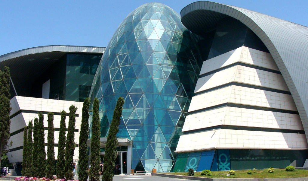 Торговый центр в Баку Park Bulvar 