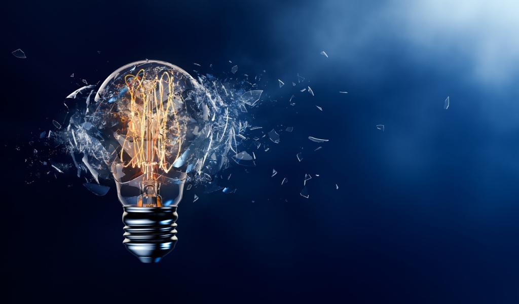 Разбитая раскаленная лампочка 