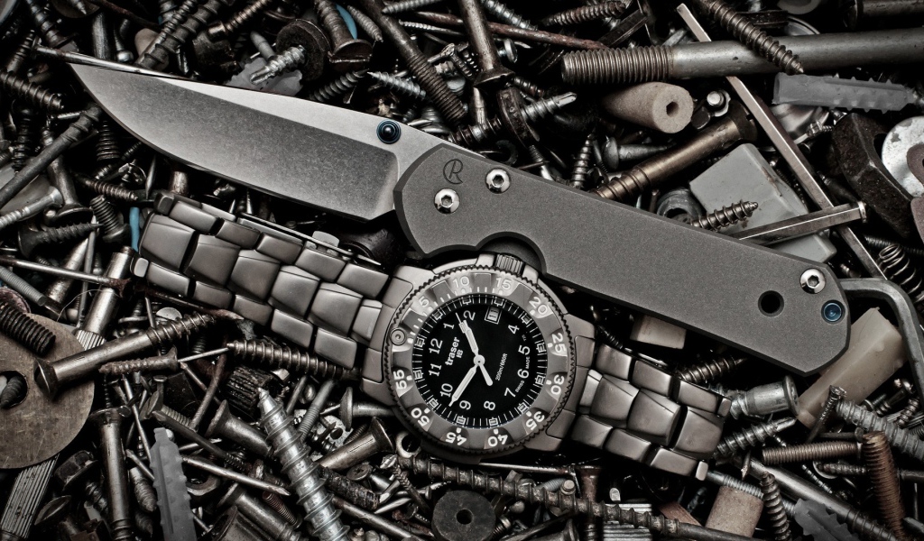 Складной нож, дорогие  часы и винты 