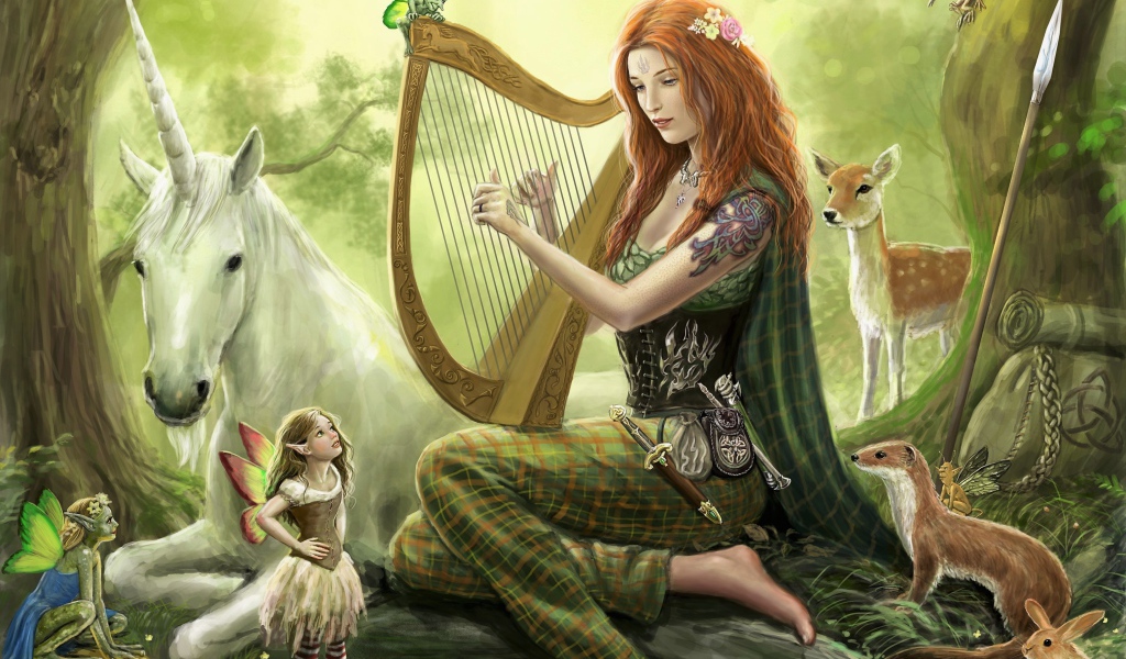 Красивая девушка играет на арфе в лесу с животными и элифами