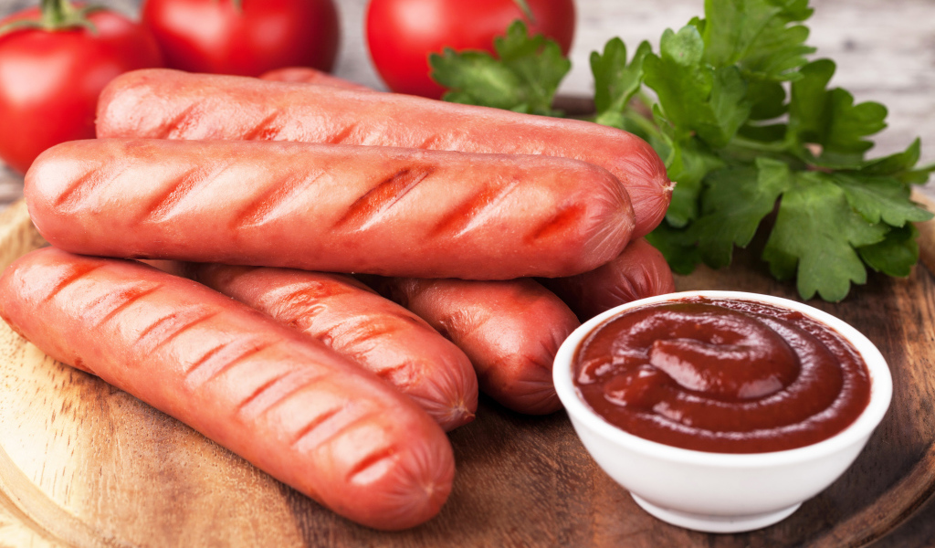 Сосиски барбекю с соусом 