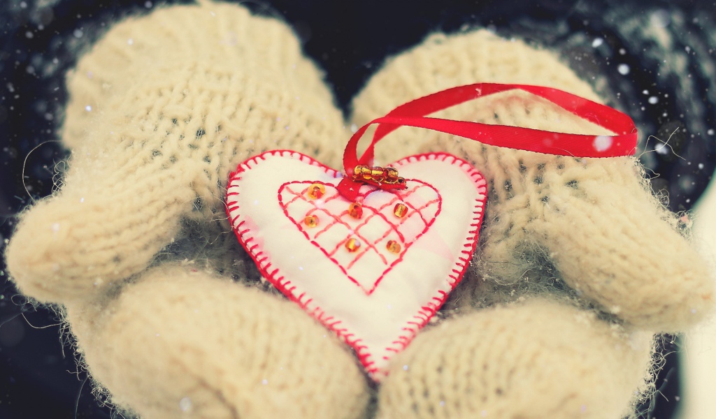 Признание в любви на ладонях 