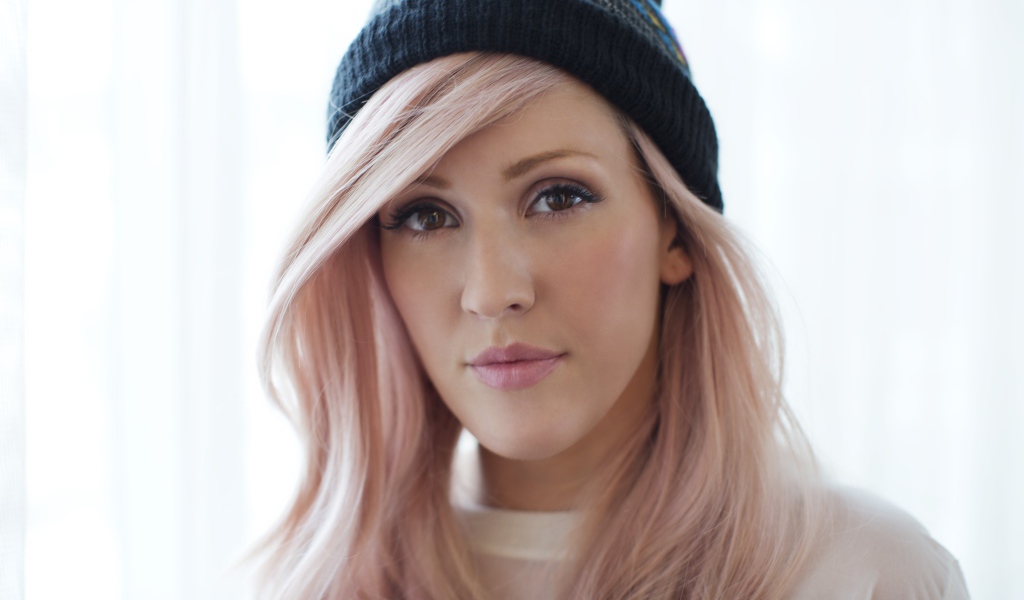 Популярная британская певица Элли Голдинг