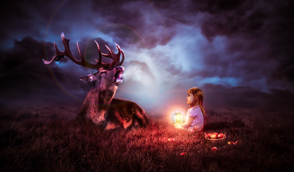 Маленькая девочка с большим оленем