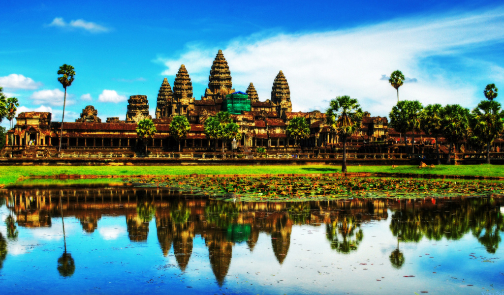 Старинная красота храма Ангкор Ват  