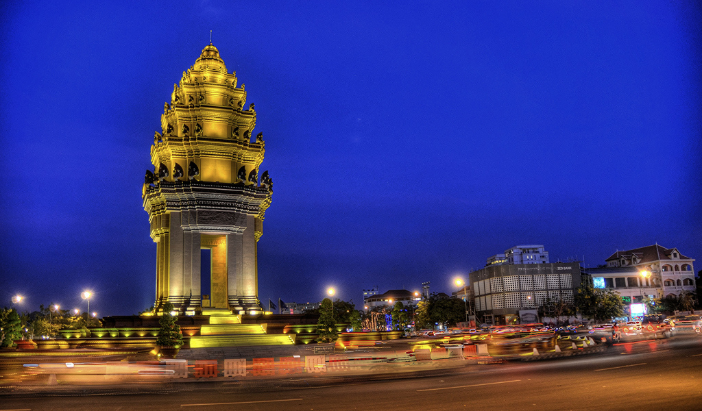 Монумент Независимости  в Пномпене, Камбоджа 