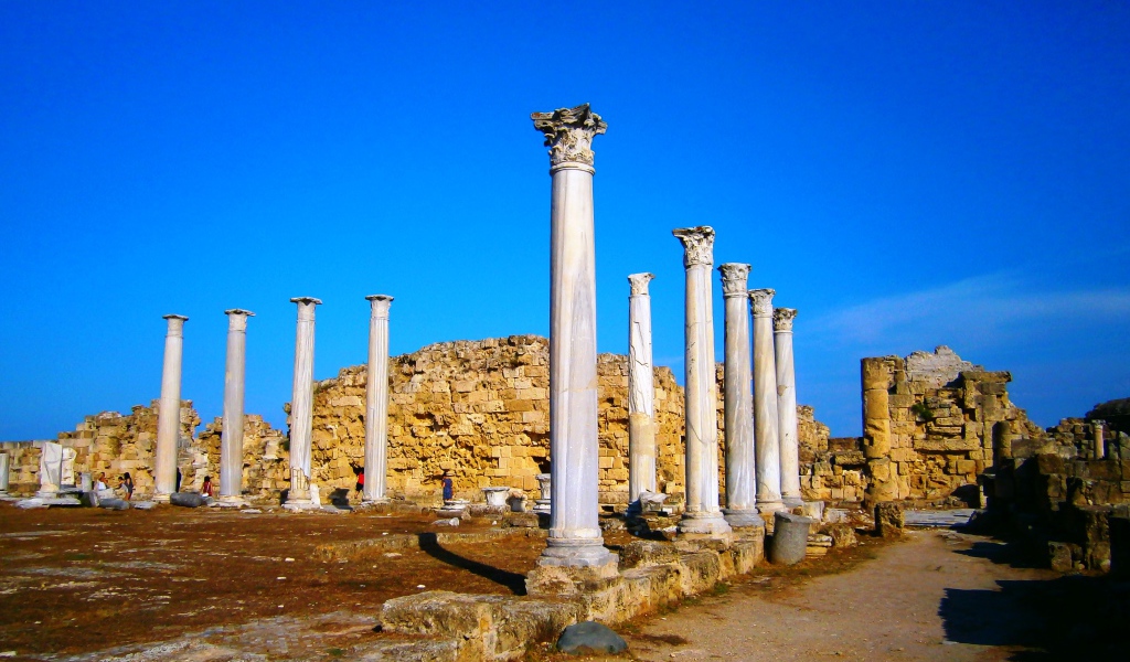 Развалины древнего города Саламис, Северный  Кипр 