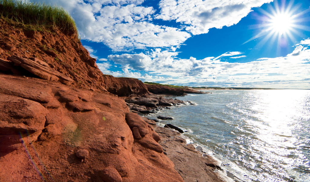Национальный парк острова принца Эдуарда в лучах солнца, Канада 